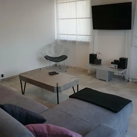 Apartament Oaza *